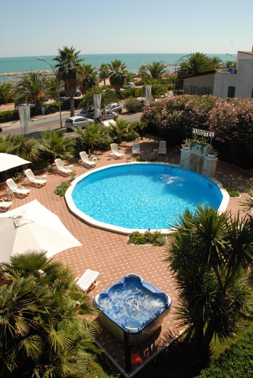 Eurotel Grottammare Esterno foto