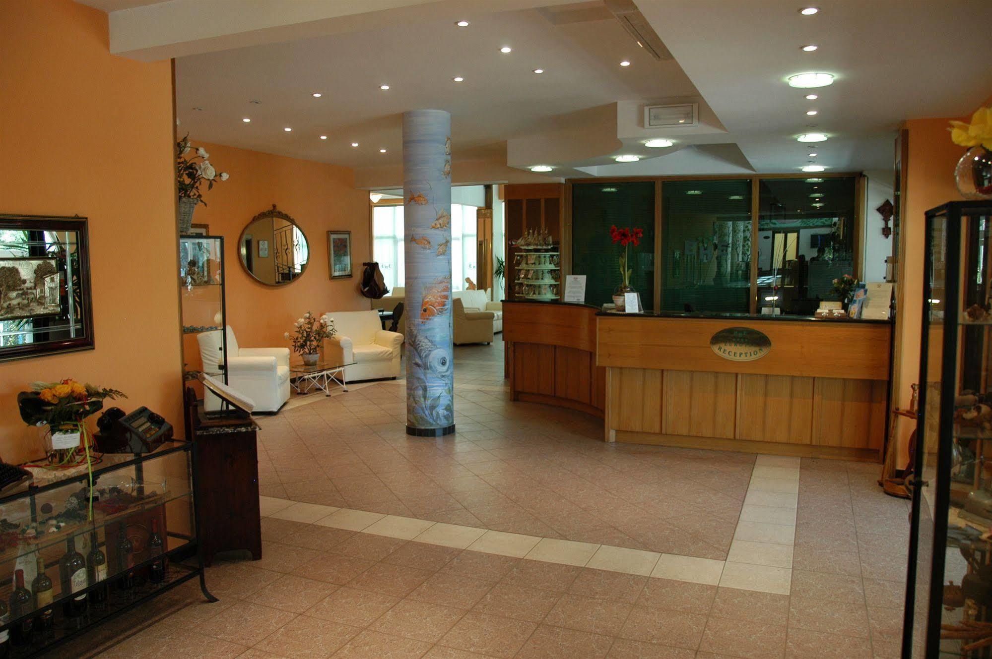 Eurotel Grottammare Esterno foto