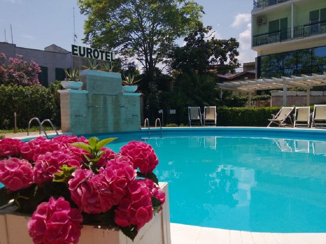 Eurotel Grottammare Esterno foto